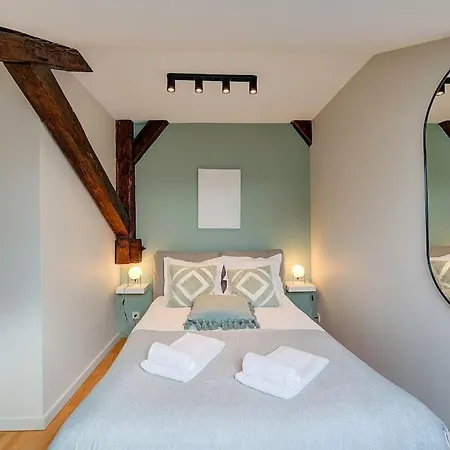 Apartment Beau Duplex - Calme - Parking Prive *