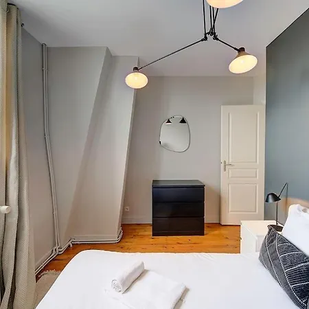 Apartman Beau Duplex - Calme - Parking Prive