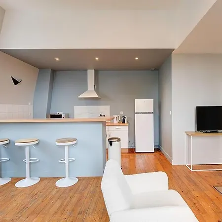 Beau Duplex - Calme - Parking Prive *