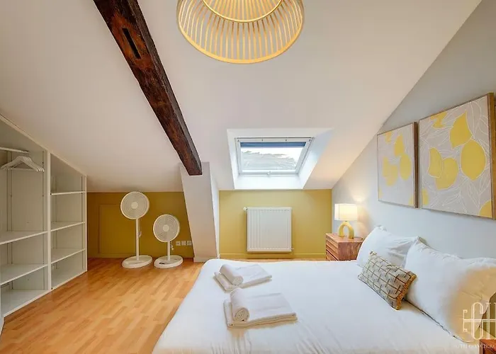 Beau Duplex - Calme - Parking Prive *