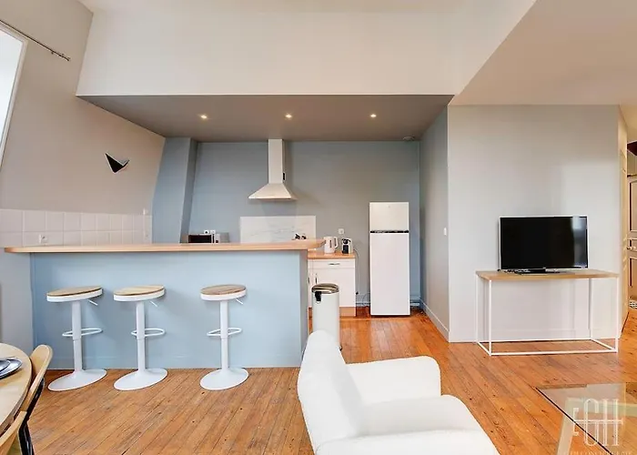 Beau Duplex - Calme - Parking Prive *